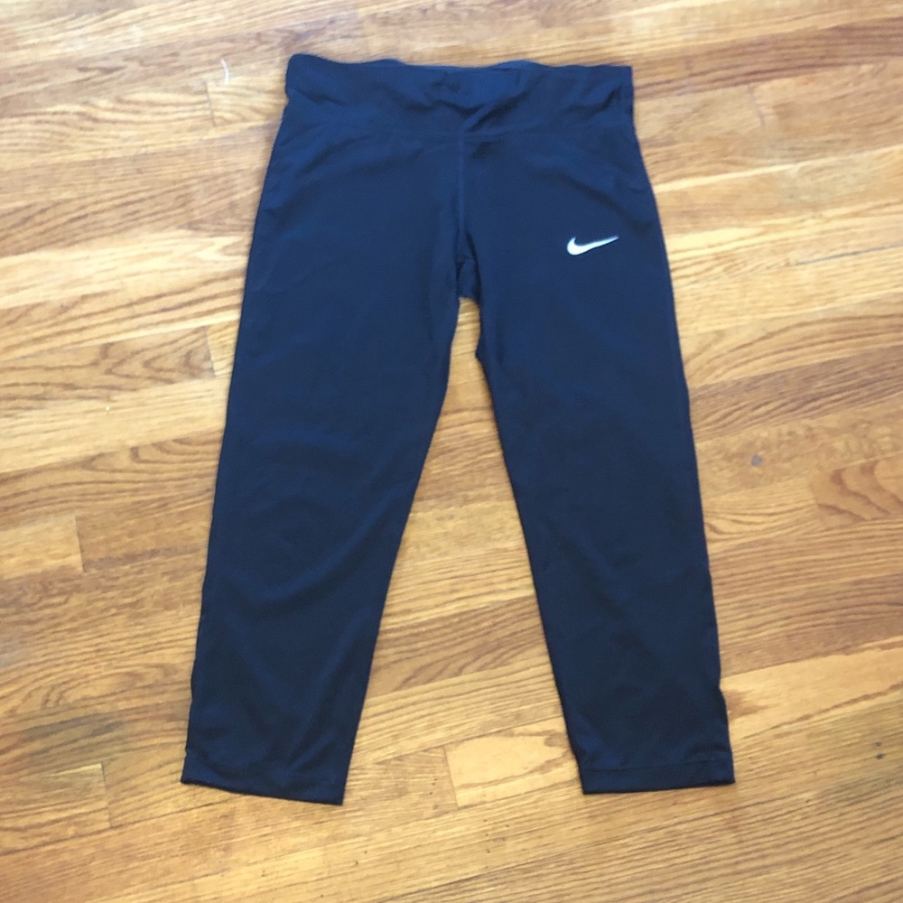 Nike Dri-fit cropped leggings